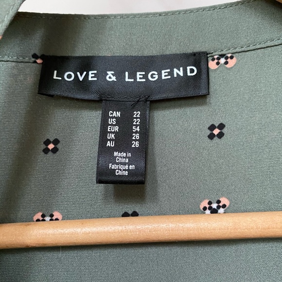 Love & Legend button up blouse with belt - Picture 2 of 2